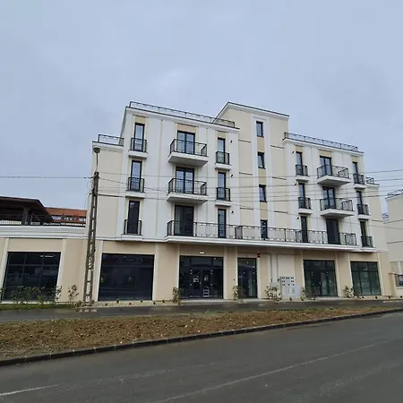 Jafar 8 - 1br With Balcony & Workspace Timişoara
