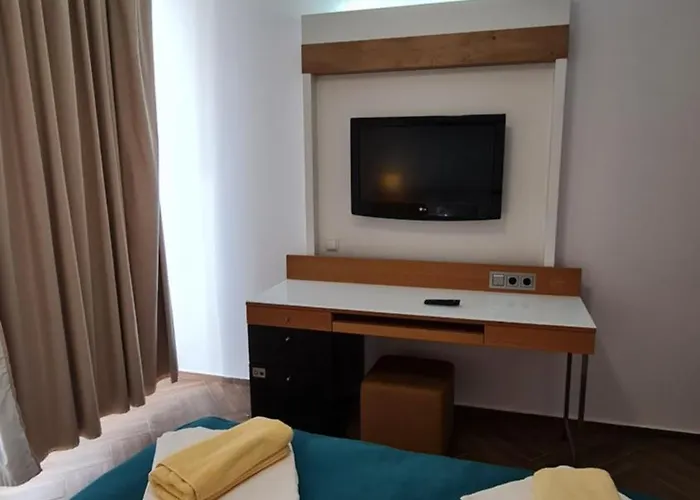 Jafar 8 * Timişoara